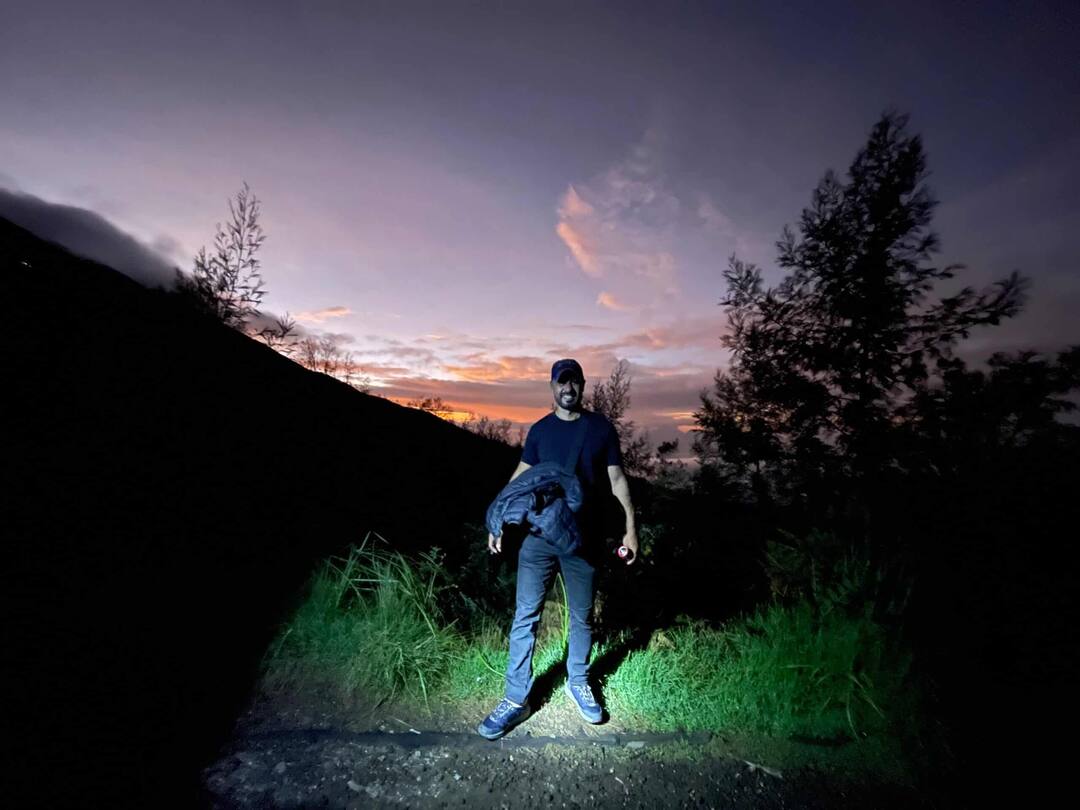 On the trail up, before dawn.