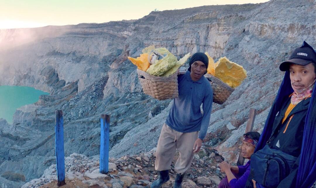 solo-travel-java-kawah-ijen